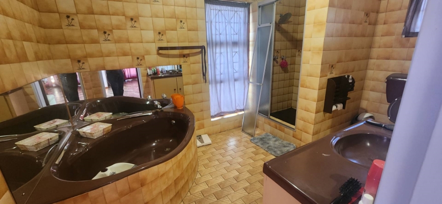 3 Bedroom Property for Sale in Albertinia Western Cape